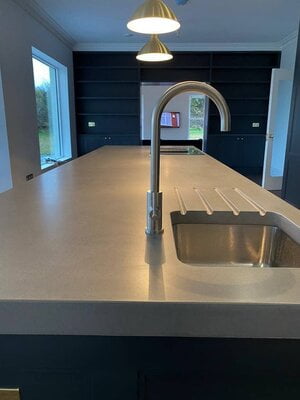 KitchenIslandCountertop ConcreteFair ExpertsinCraftingPolishedConcrete4 